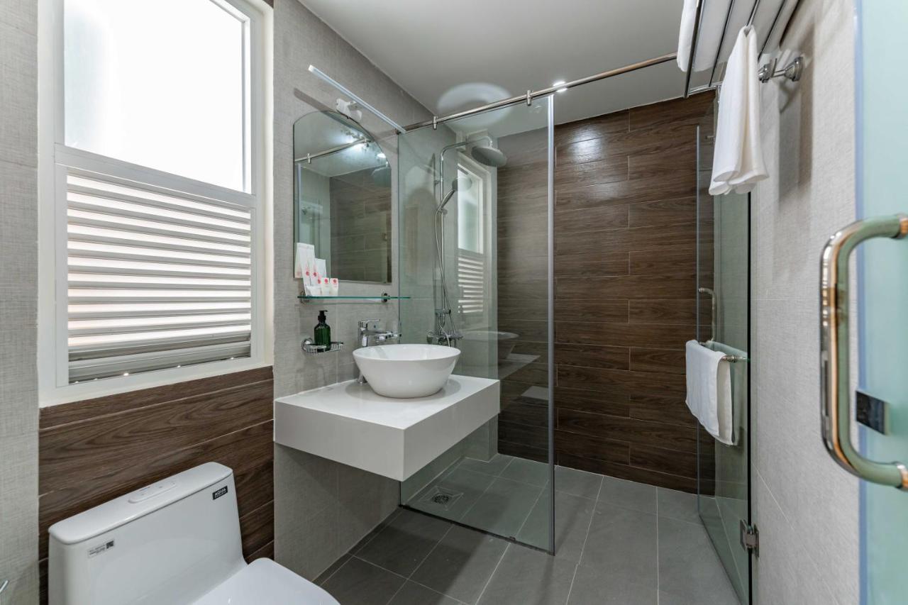 Edoya Hotel Dong Khoi Хошимін Екстер'єр фото